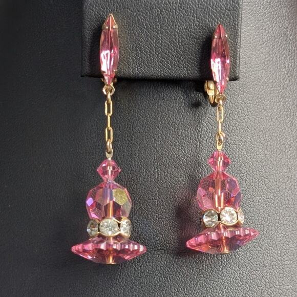 Vintage Pink AB Faceted Crystal Rhinestone Gold Tone Dangle Ear Clips - Picture 5 of 7